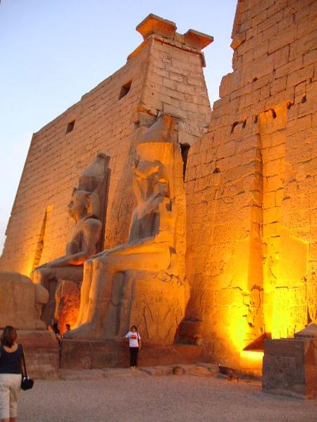 File:Templo de Luxor.jpg